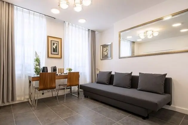 Süit, Banyolu/Duşlu (3 Persons)