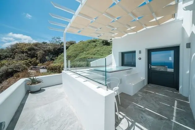 Superior Suite (Infinity Hot Tub)