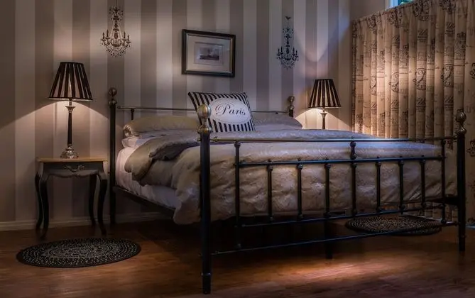 Romantic Kır Evi, 1 En Büyük (King) Boy Yatak, Bahçe Manzaralı, Dağ Yamacı