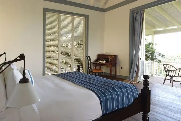 Luxury Villa, 3 Bedrooms with Pool