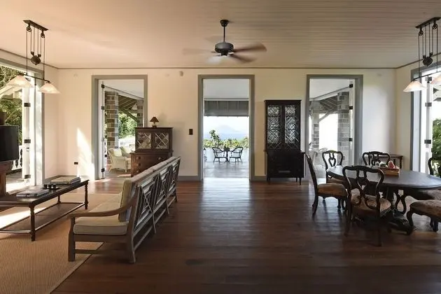 Luxury Villa, 3 Bedrooms with Pool
