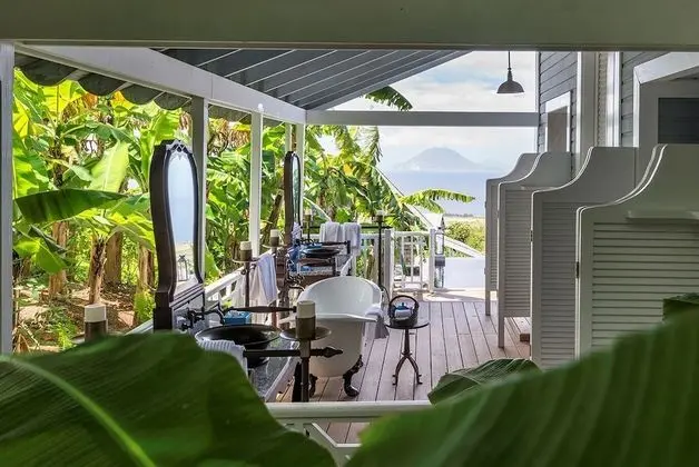 Luxury Cottage, 2 Queen Beds with Pool