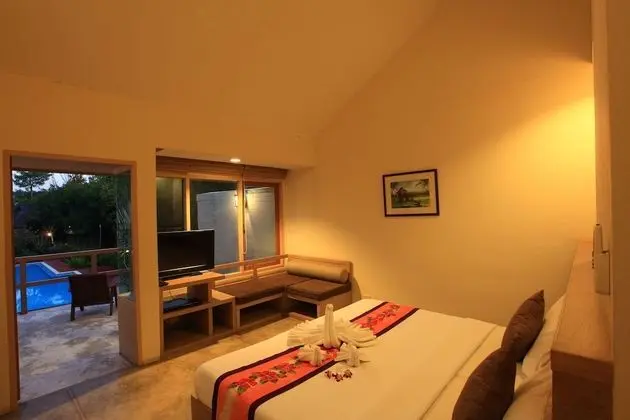Deluxe Room with Breakfast