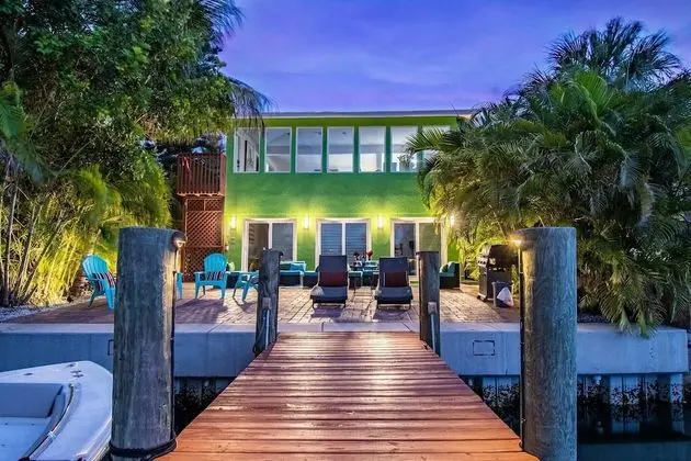 Luxury Daire, 2 Yatak Odası, Koy Manzaralı, Deniz Üstü