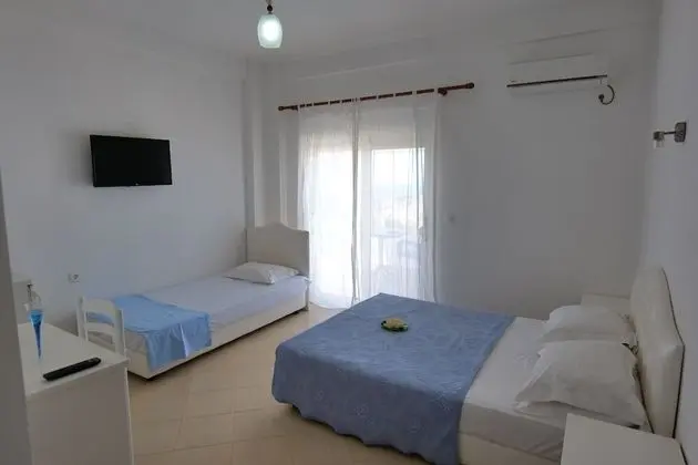 Üç Kişilik Oda, Balkon