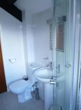 Tek Kişilik Oda, Banyolu/Duşlu