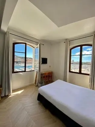 Superior Tek Büyük Yataklı Oda, Deniz Manzaralı