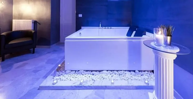 Deluxe Stüdyo Süit