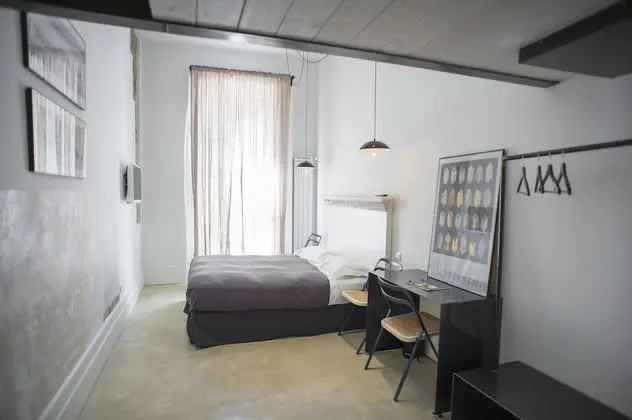 Comfort Tek Büyük Yataklı Oda