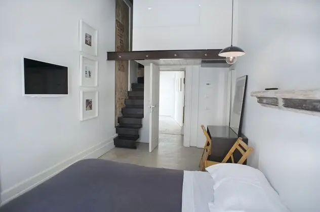 Comfort Tek Büyük Yataklı Oda