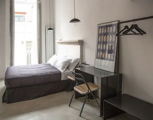 Comfort Tek Büyük Yataklı Oda