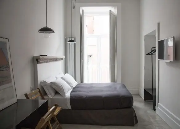 Comfort Tek Büyük Yataklı Oda