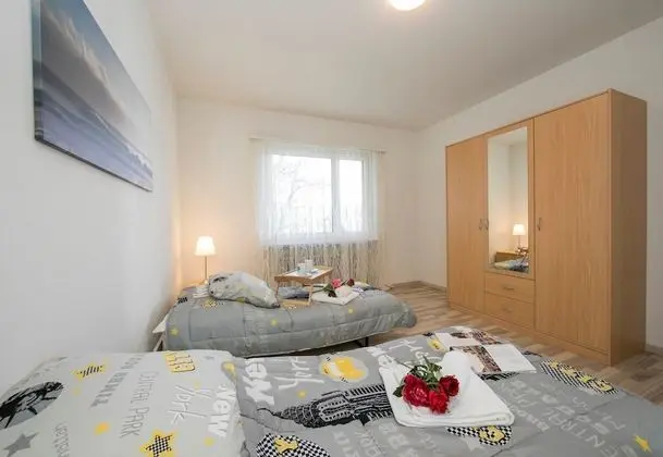 Family Apart Daire, Birden Çok Yatak (Bellevue Apartment)