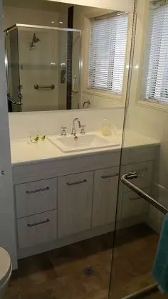 Standard Oda (Green Queen Room)