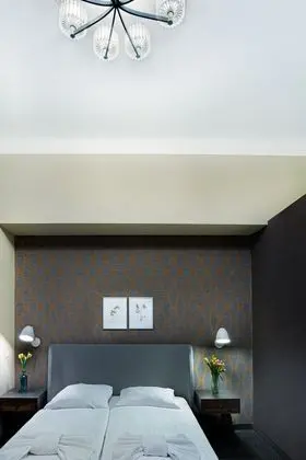 Üç Kişilik Oda