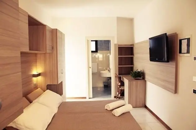 Tek Büyük Yataklı Oda, Balkon