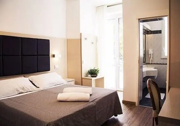 Tek Büyük Yataklı Oda, Balkon