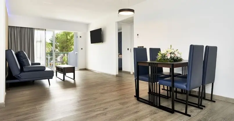 Deluxe Apart Daire, 2 Yatak Odası, Balkon (5 Adults)
