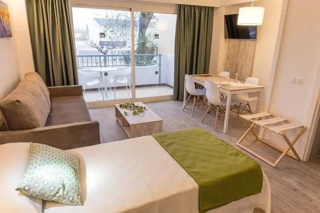 Stüdyo, Balkon