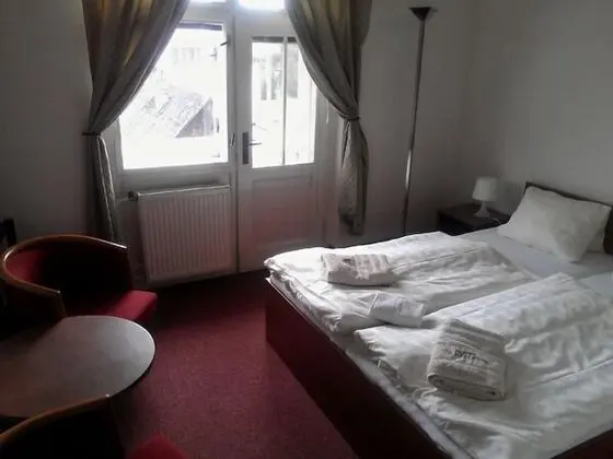 Dört Kişilik Oda