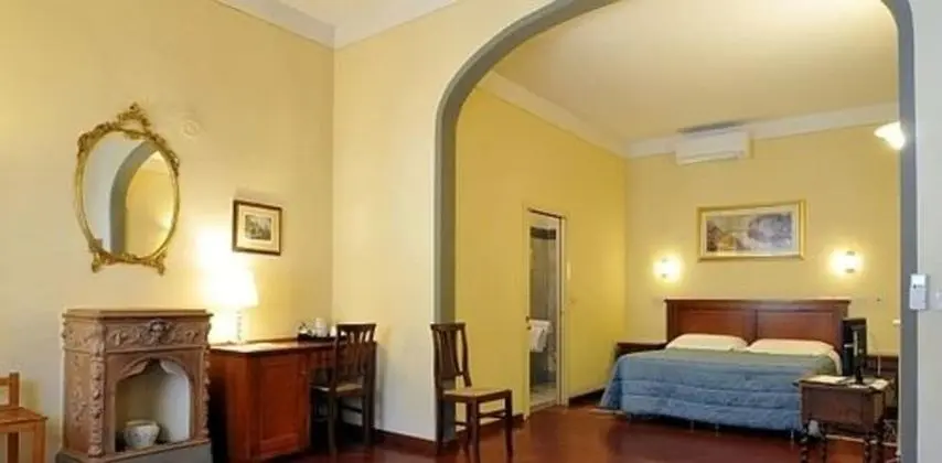 Üç Kişilik Oda