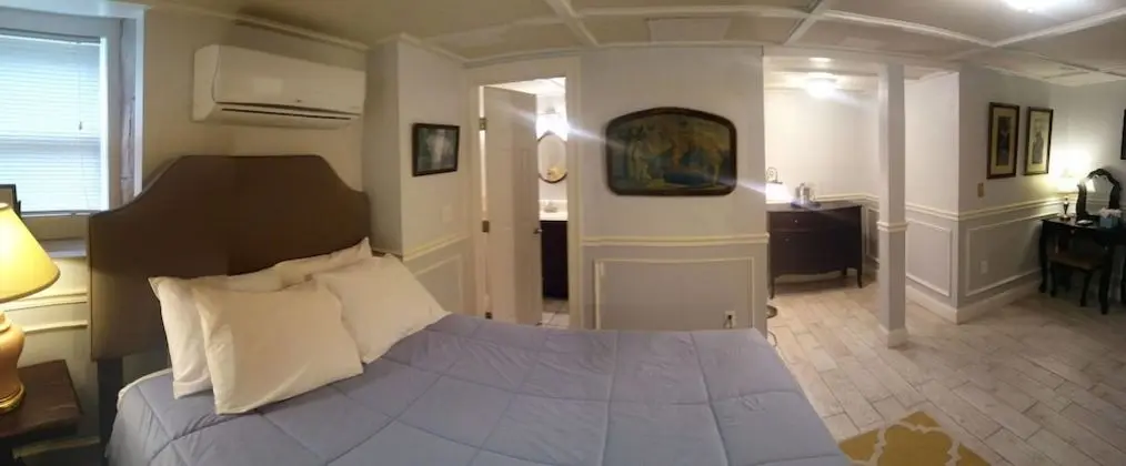 Basement Queen Room