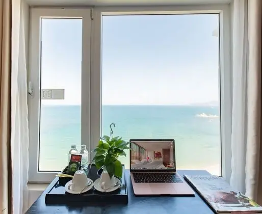 Deluxe İki Ayrı Yataklı Oda (Seafront)