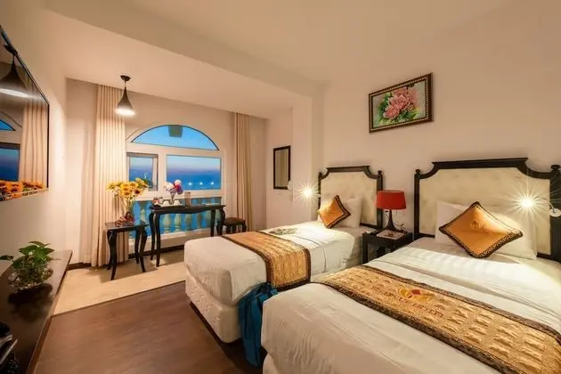 Deluxe İki Ayrı Yataklı Oda (Seafront)