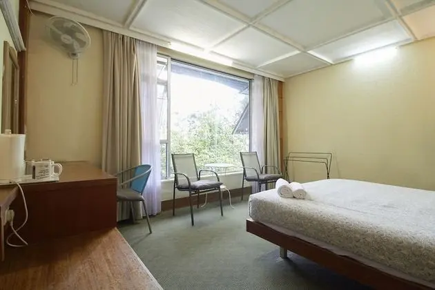 Standard Oda, Bahçe Manzaralı