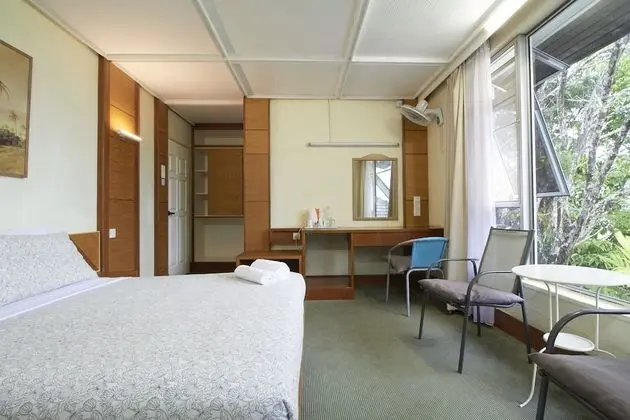 Standard Oda, Bahçe Manzaralı