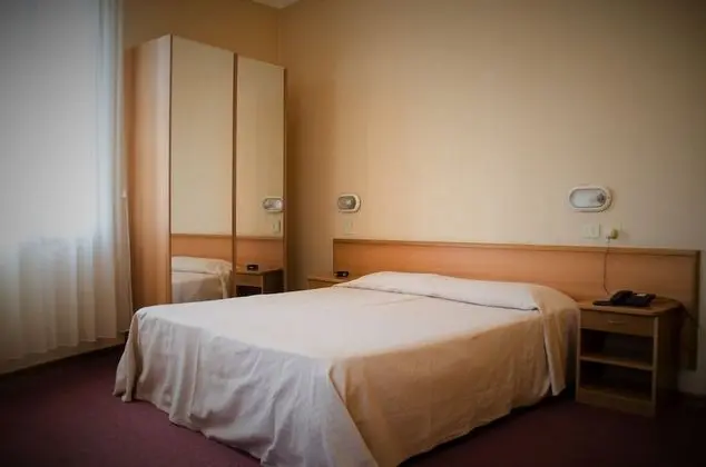 Economy Üç Kişilik Oda