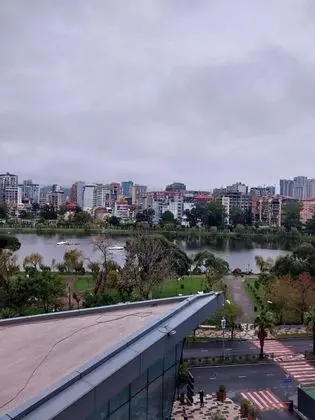 Stüdyo, Şehir Manzaralı