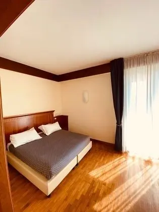 Tek Büyük veya İki Ayrı Yataklı Oda