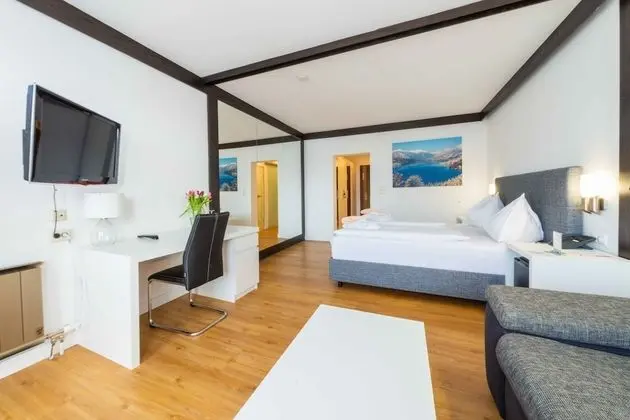 Deluxe Tek Büyük Yataklı Oda, Sigara İçilmez, Göl Kenarı