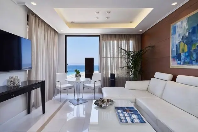 Çatı Katı Süiti (Penthouse)
