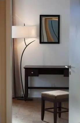 Classic Tek Büyük Yataklı Oda