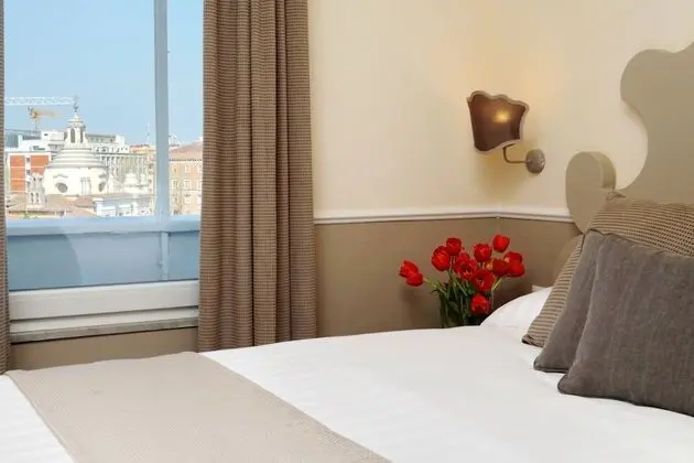 Economy Double Room, Private External Bathroom (Check-In Via San Giovanni  in Laterano 250)