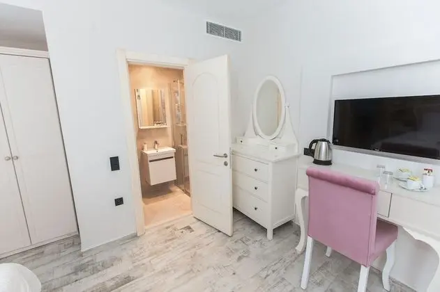 Family Room, Basement Floor