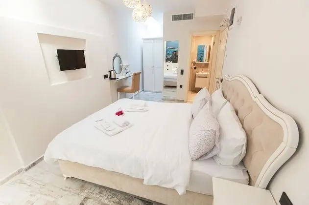 Family Room, Basement Floor