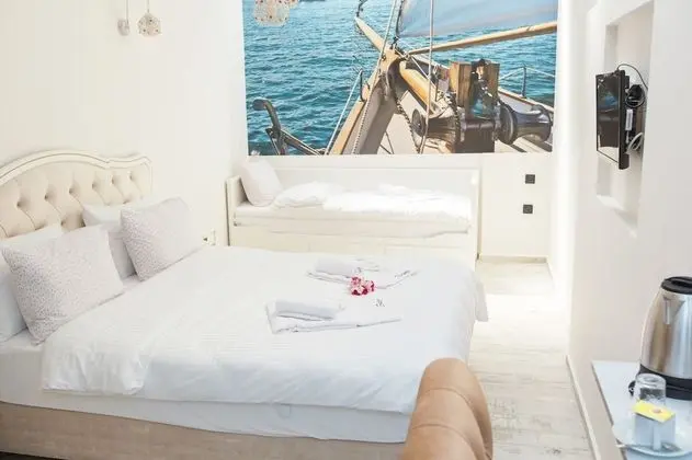 Standard Triple Room, Basement Floor