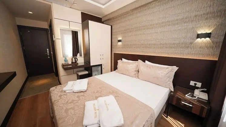 Deluxe Üç Kişilik Oda