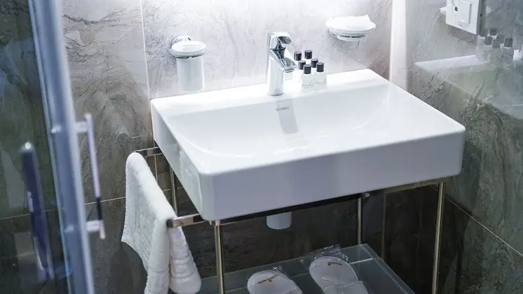 Deluxe Üç Kişilik Oda