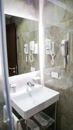 Deluxe Üç Kişilik Oda