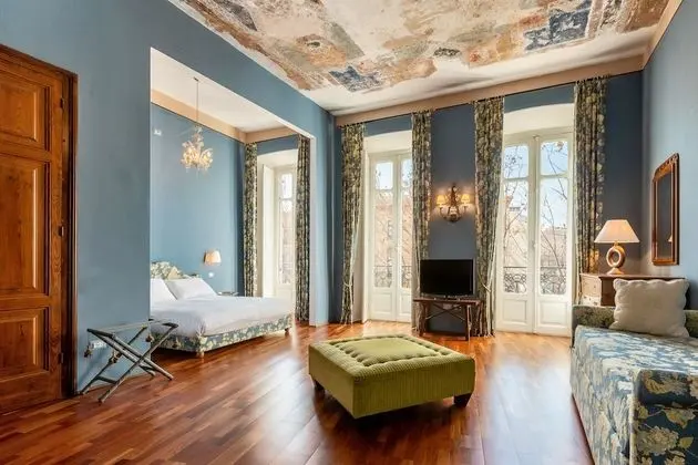 Luxury Süit, Şehir Manzaralı