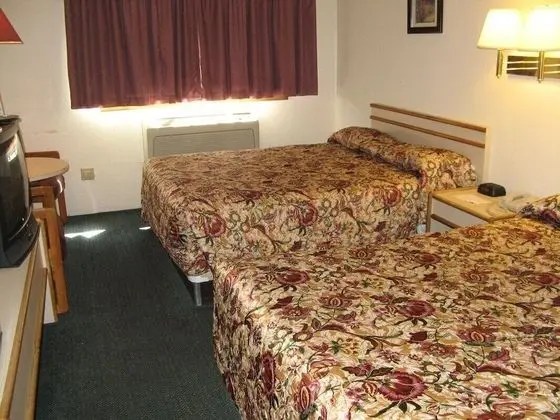 Standard Oda, 2 Büyük (Queen) Boy Yatak, Sigara İçilebilir