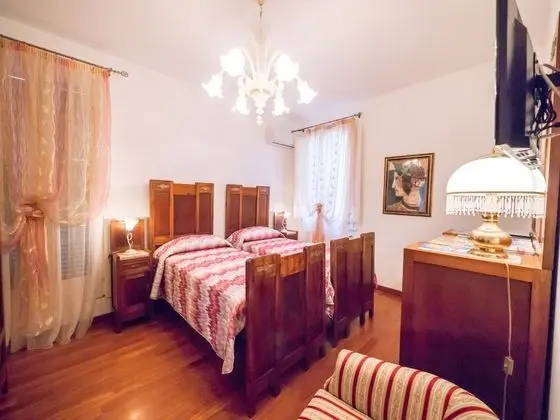 Deluxe Tek Büyük veya İki Ayrı Yataklı Oda