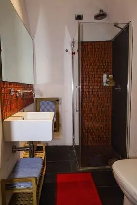 Design Tek Büyük Yataklı Oda, 1 Yatak Odası