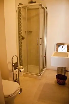 Family Tek Büyük Yataklı Oda, Küçük Mutfak