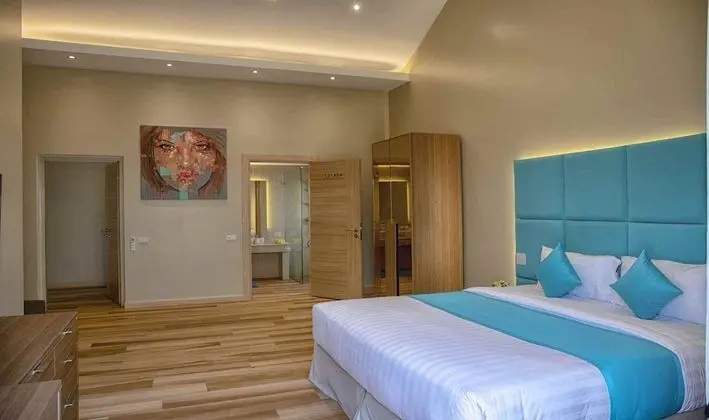 Premium Villa, 3 Yatak Odası, Havuz Manzaralı, Plaj Kenarı