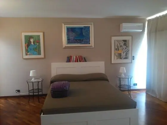 Dört Kişilik Oda, Balkon